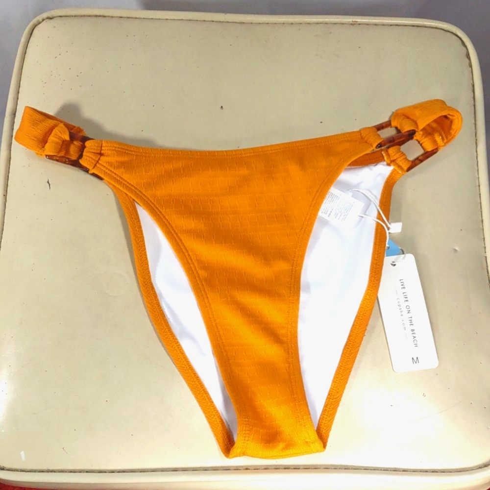 🖤Cupshe Mustard bottoms size Med